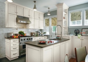 Ideas for Kitchen Remodeling: Peninsulas and Islands